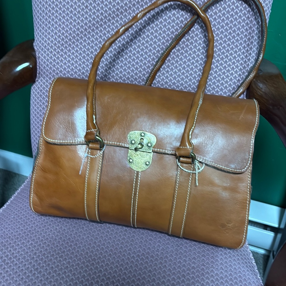 Patricia Nash NWT Leather Satchel